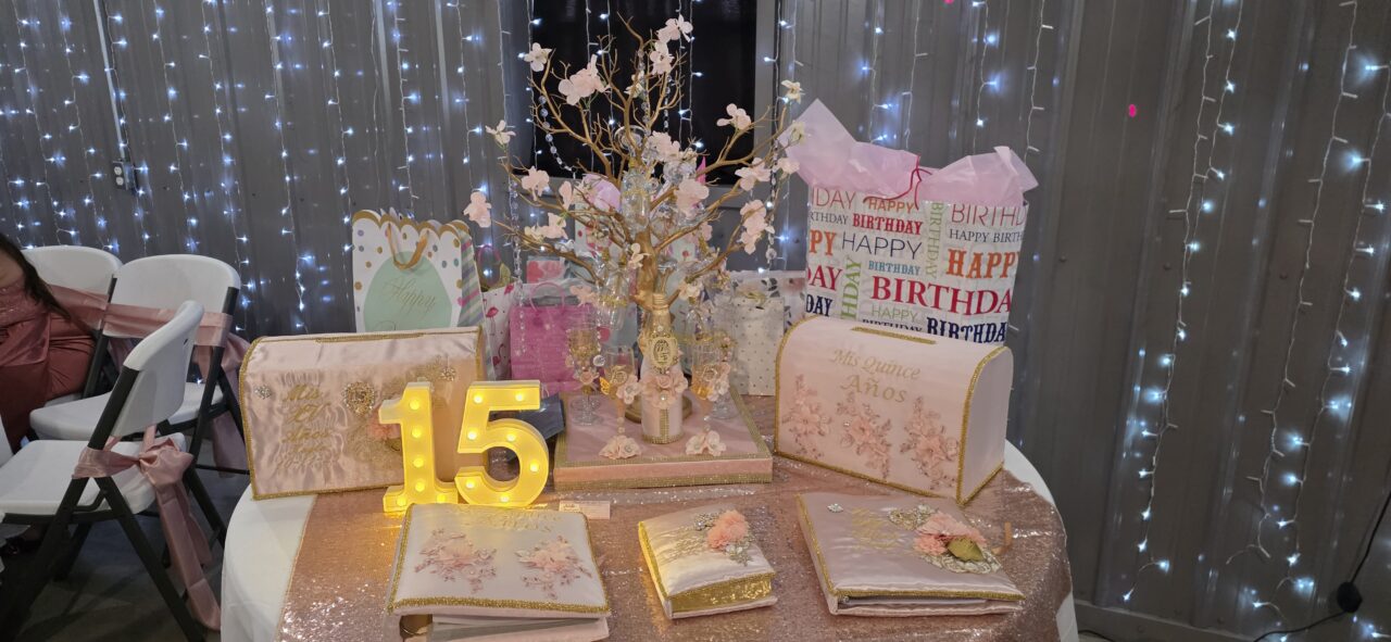 15 Party Cake Table