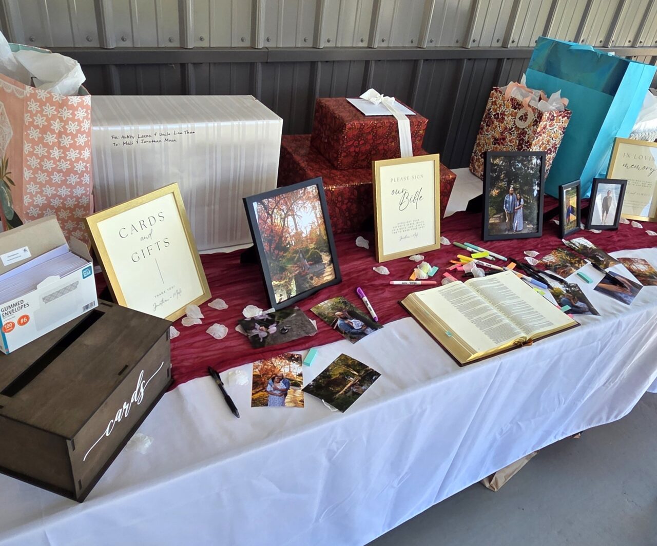 Cards and Gift Table in North Carolina Wedding Venue