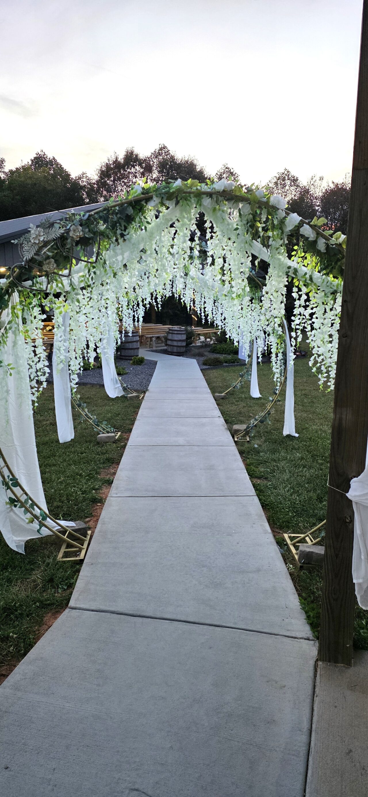 Outdoor Wedding Walkway
